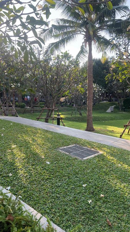 Unixx Condo Pattaya Near Walking Street Kültér fotó